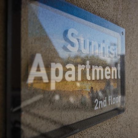 Sunrise Apartment Heraklion Exteriör bild